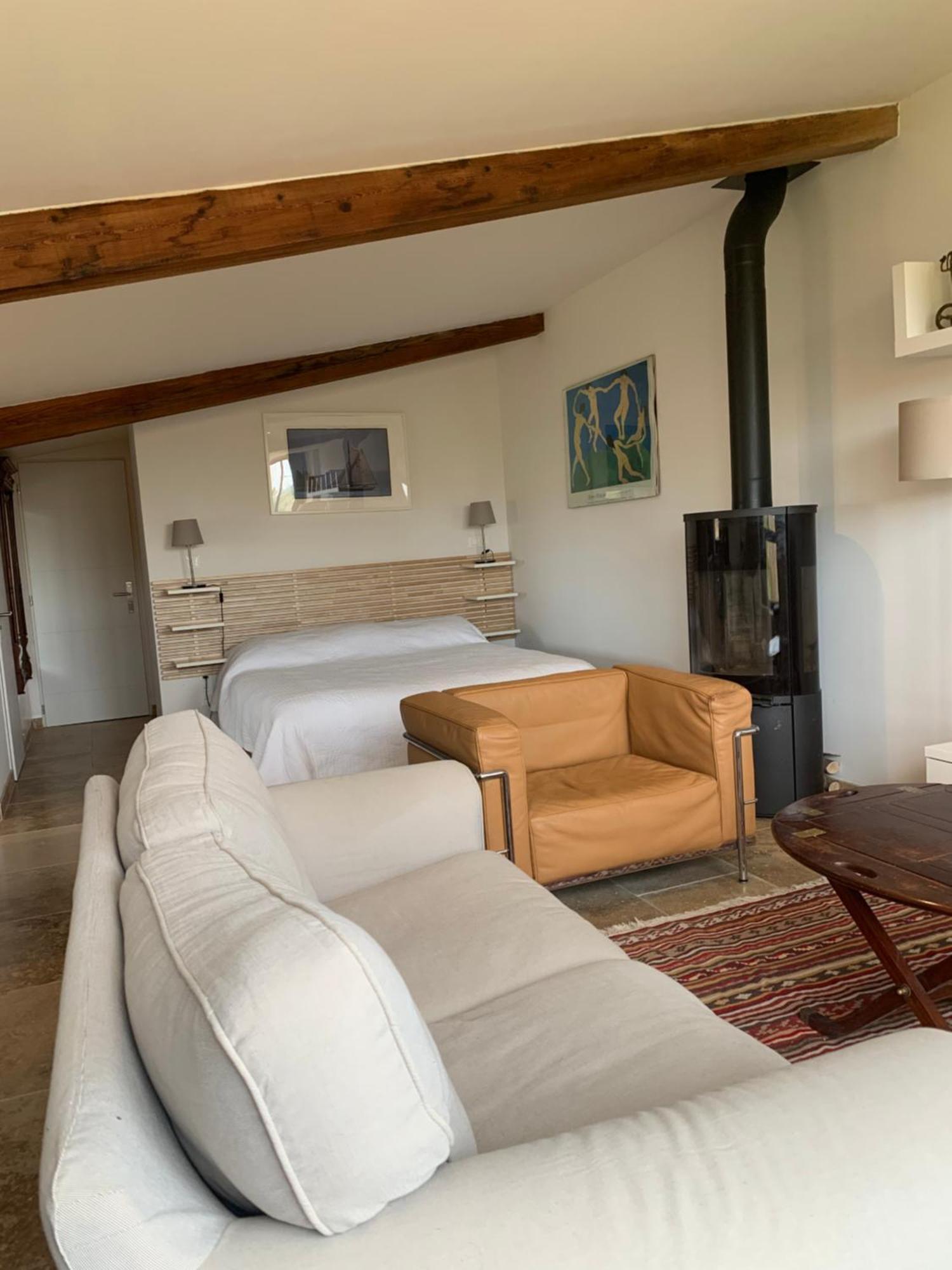 Hotel Magnanerie De Sainte Croix Camera foto